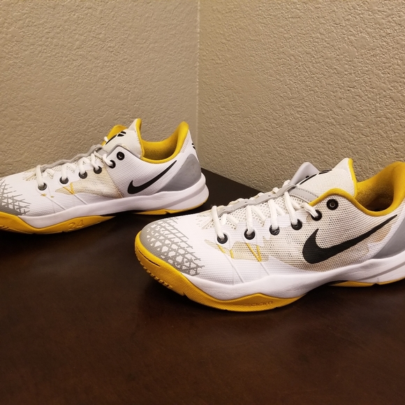 Nike | Shoes | Nike Zoom Kobe Venomenon 